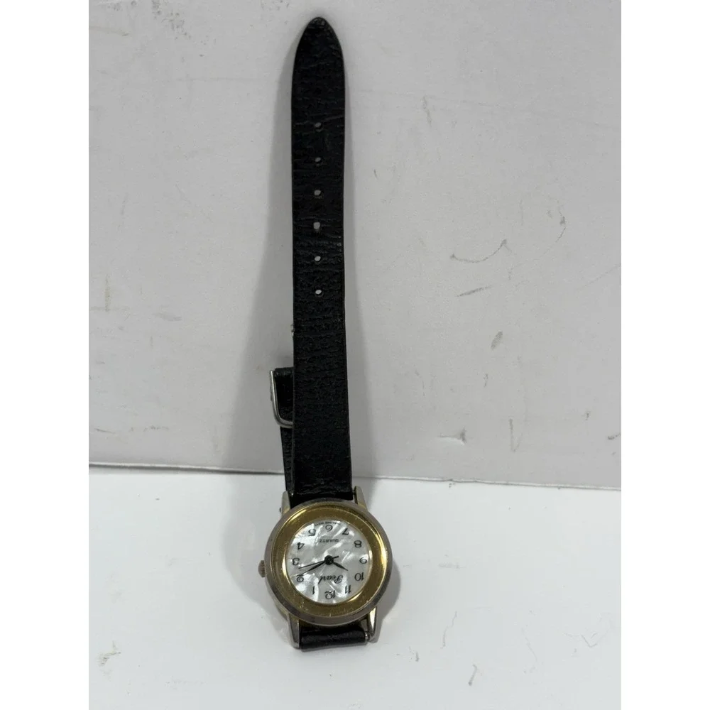 Pearl Quartz‎ Lady Wristwatch Thailand Movt Leather Black Band  Watch NO Battery